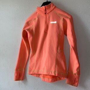 Avalanche Quarter Zip Pullover| Size: s
Nein orange G3